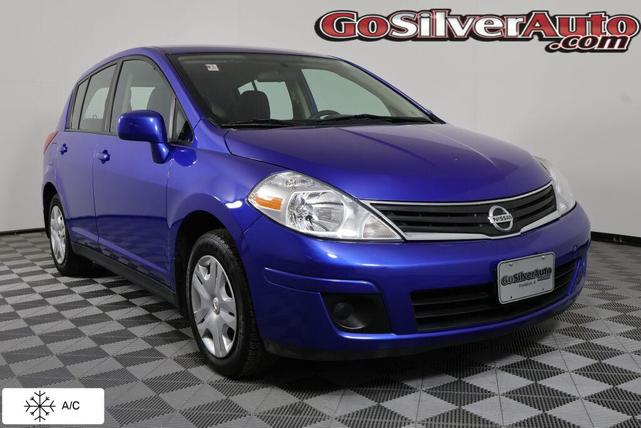 Photo of 2011 Arctic Blue Nissan Versa