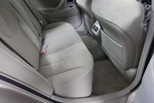Photo of 2007 Desert Sand Mica Toyota Camry Hybrid