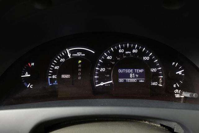 Photo of 2007 Desert Sand Mica Toyota Camry Hybrid