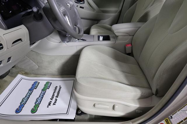 Photo of 2007 Desert Sand Mica Toyota Camry Hybrid