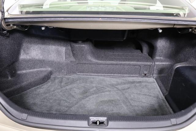 Photo of 2007 Desert Sand Mica Toyota Camry Hybrid