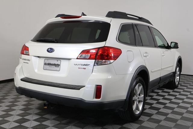 Photo of 2014 Satin White Pearl Subaru Outback