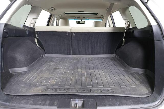 Photo of 2014 Satin White Pearl Subaru Outback