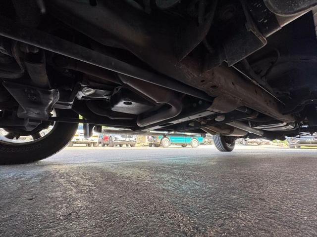 Photo of 2002 Tan GMC Sierra 1500