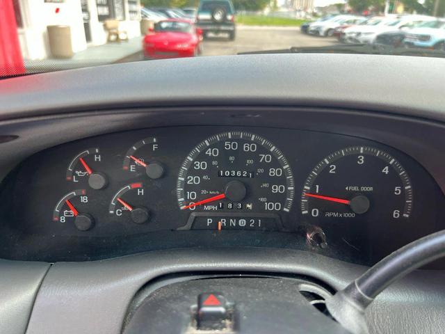 Photo of 1998 Gray Ford F-150