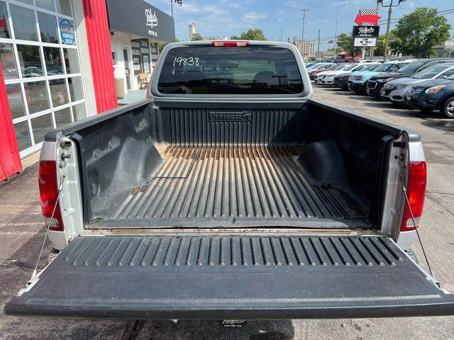 Photo of 1998 Gray Ford F-150