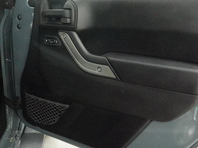 Photo of 2015 Anvil Clearcoat Jeep Wrangler