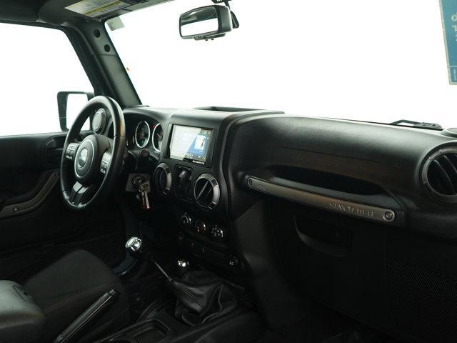 Photo of 2015 Anvil Clearcoat Jeep Wrangler