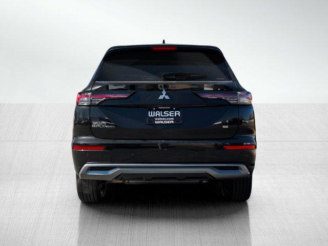 Photo of 2025 Black Diamond Mitsubishi Outlander