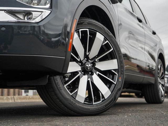 Photo of 2025 Graphite Gray Mitsubishi Outlander