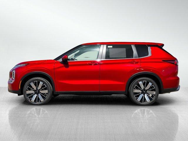 Photo of 2025 Diamond Red Mitsubishi Outlander