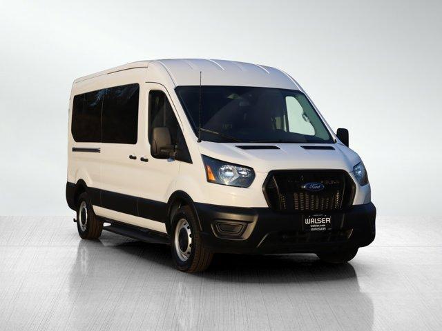 Photo of 2023 White Ford Transit-350