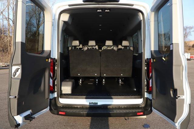 Photo of 2023 White Ford Transit-350