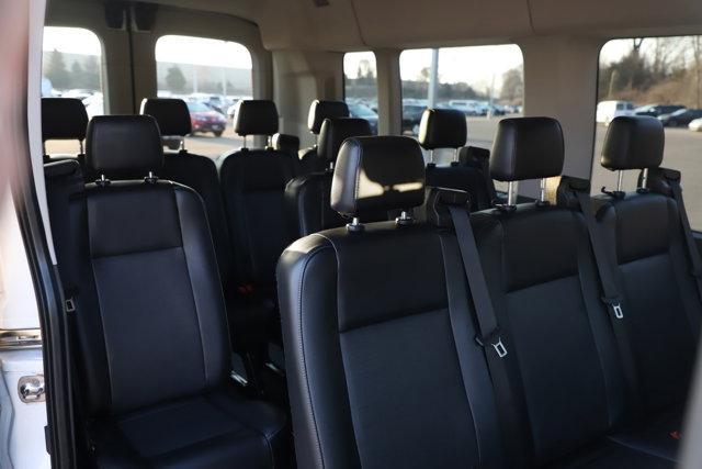 Photo of 2023 White Ford Transit-350