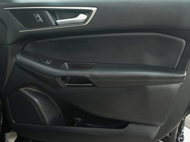 Photo of 2021 Black Ford Edge