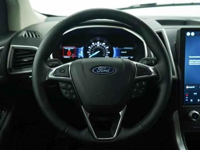 Photo of 2021 Black Ford Edge