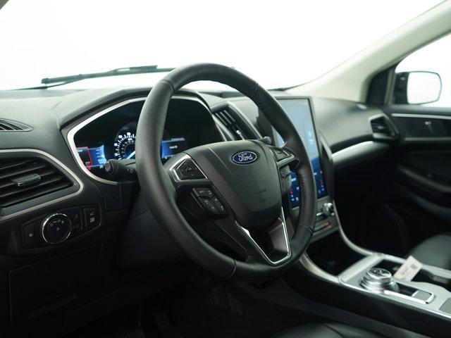 Photo of 2021 Black Ford Edge