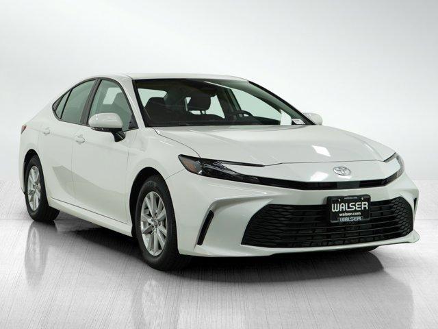 Photo of 2025 White Toyota Camry