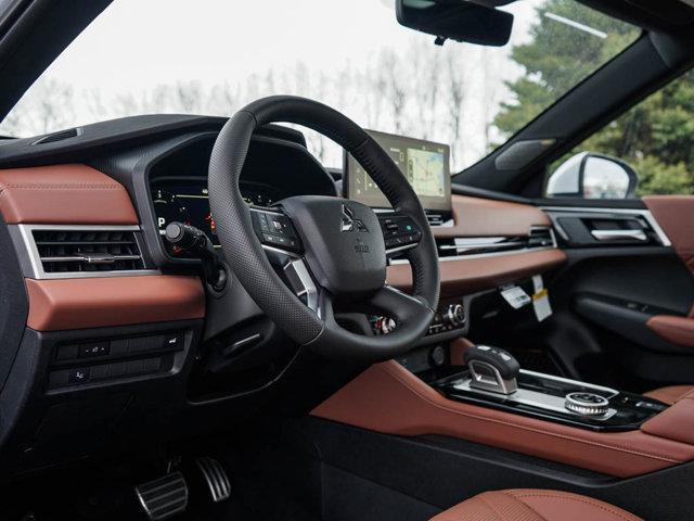 Photo of 2025 Diamond Red Mitsubishi Outlander