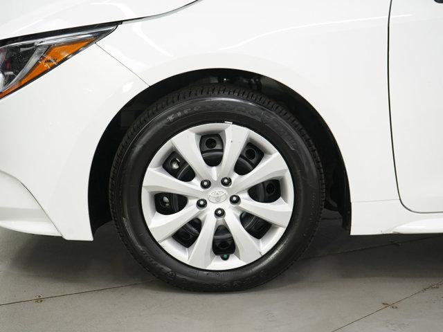 Photo of 2024 White Toyota Corolla