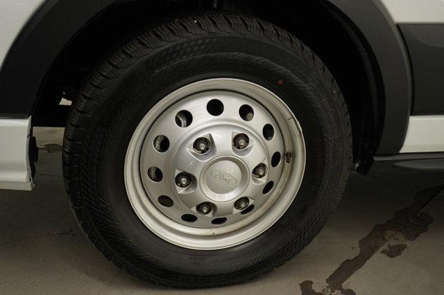 Photo of 2024 White Ford Transit-350