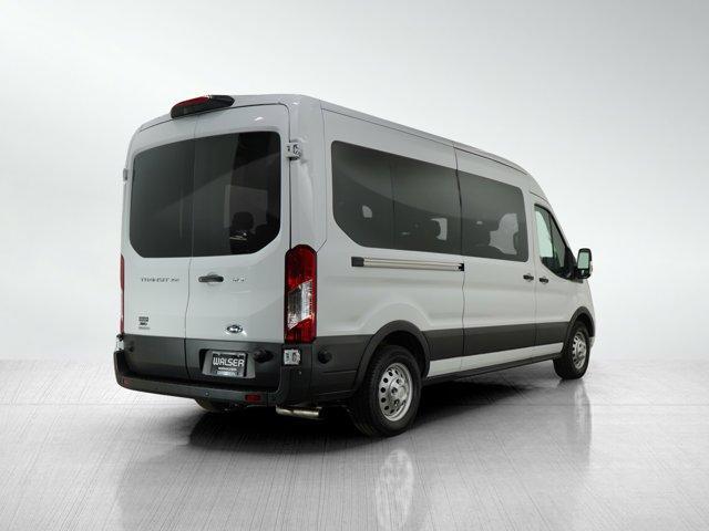 Photo of 2024 White Ford Transit-350