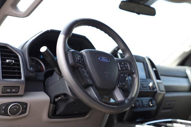 Photo of 2022 White Ford F-450