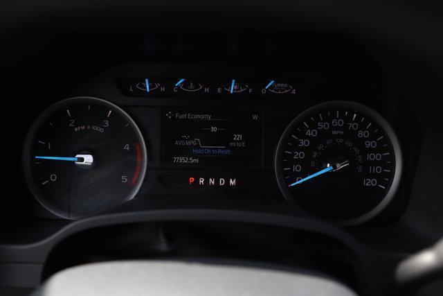 Photo of 2022 White Ford F-450