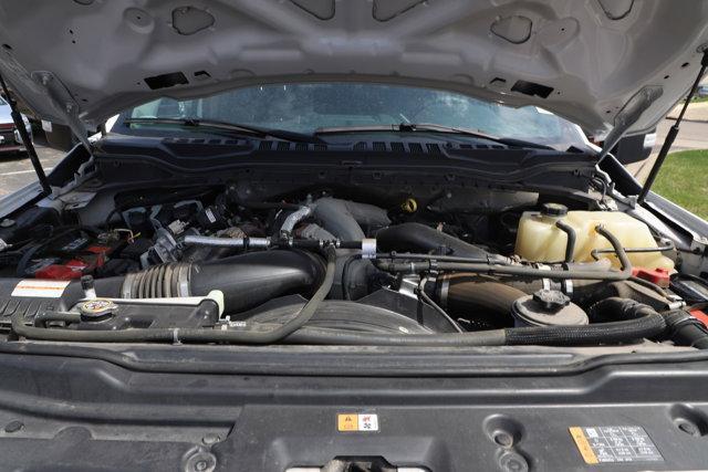 Photo of 2022 White Ford F-450
