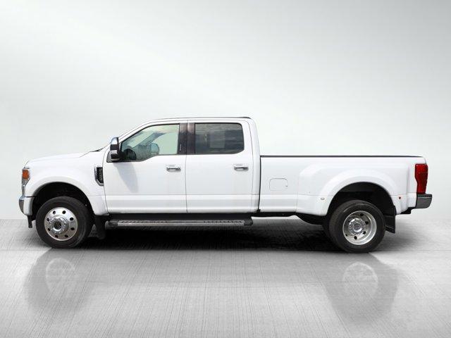 Photo of 2022 White Ford F-450