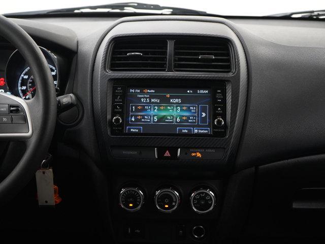 Photo of 2019 White Mitsubishi Outlander Sport