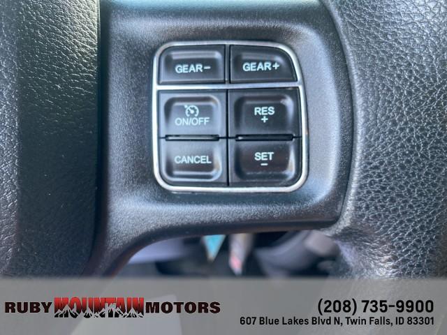 Photo of 2016 Bright White Clearcoat RAM 1500