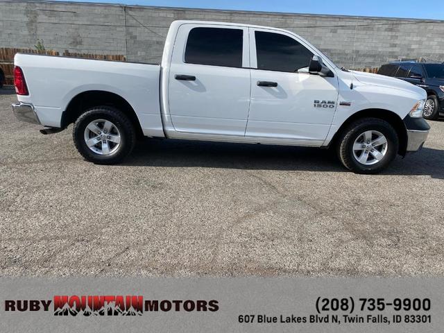 Photo of 2016 Bright White Clearcoat RAM 1500