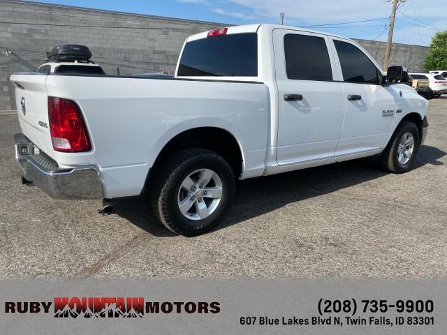 Photo of 2016 Bright White Clearcoat RAM 1500