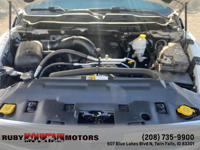Photo of 2016 Bright White Clearcoat RAM 1500