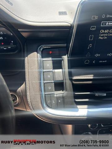 Photo of 2022 White Frost Tri-Coat GMC Yukon
