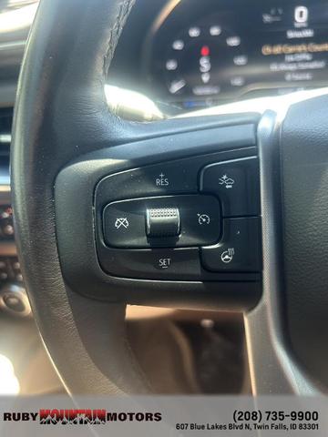 Photo of 2022 White Frost Tri-Coat GMC Yukon