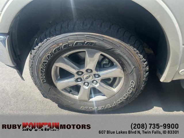 Photo of 2018 White Gold Ford F-150