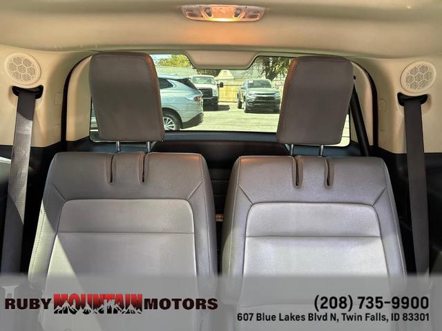 Photo of 2016 Bronze Fire Metallic Tinted Clearcoat Ford Flex