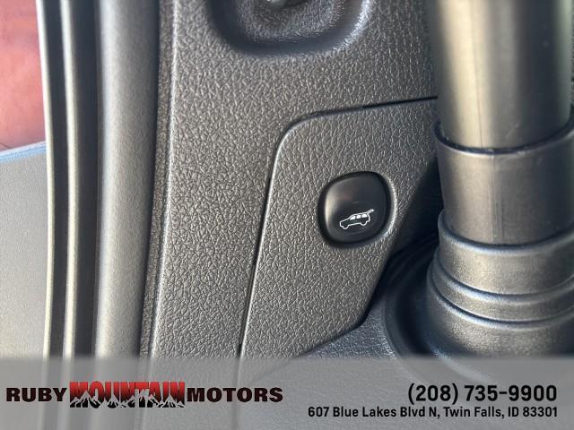 Photo of 2016 Bronze Fire Metallic Tinted Clearcoat Ford Flex