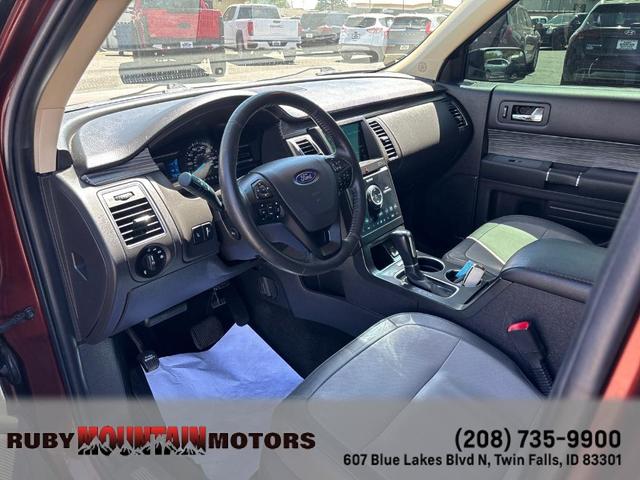 Photo of 2016 Bronze Fire Metallic Tinted Clearcoat Ford Flex