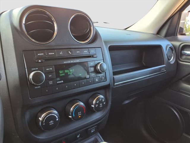 Photo of 2015 Black Jeep Patriot