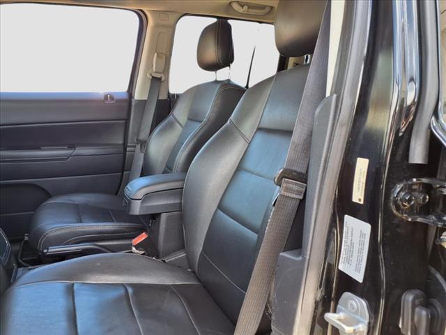Photo of 2015 Black Jeep Patriot