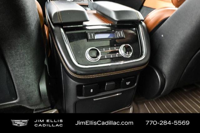 Photo of 2019 Black Lincoln Navigator