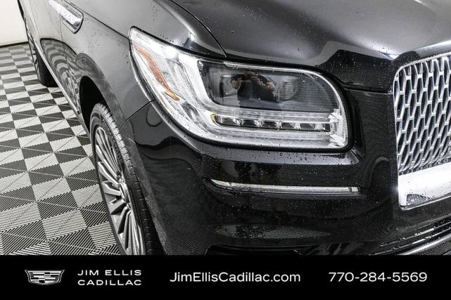 Photo of 2019 Black Lincoln Navigator