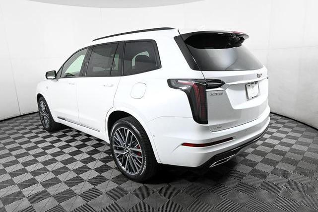 Photo of 2025 White Cadillac XT6