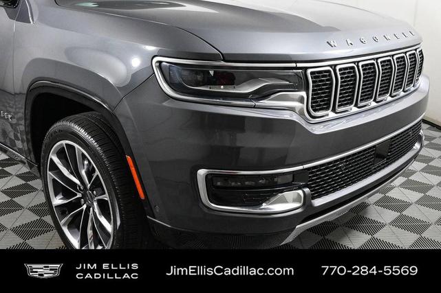 Photo of 2022 Metallic Jeep Wagoneer