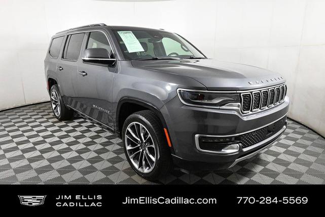 Photo of 2022 Metallic Jeep Wagoneer