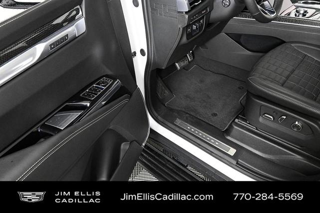 Photo of 2025 Crystal White Tri-Coat Cadillac Escalade