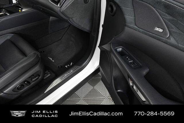 Photo of 2024 White Lexus RX 350